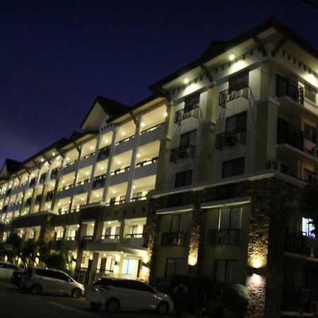 One Oasis A8 At The Back Of Sm Mall Davao Free Pool Exterior foto