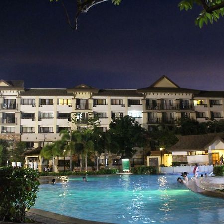 One Oasis A8 At The Back Of Sm Mall Davao Free Pool Exterior foto
