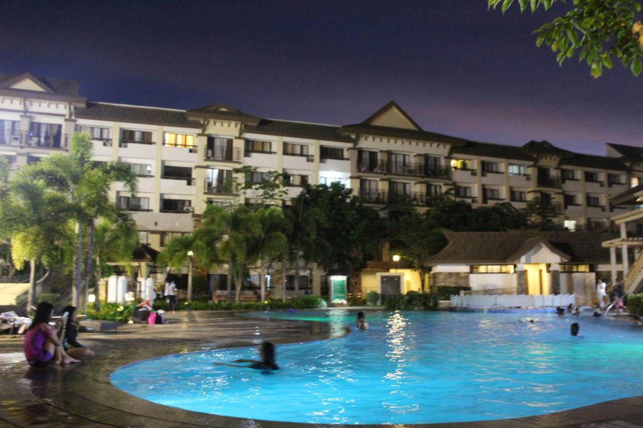 One Oasis A8 At The Back Of Sm Mall Davao Free Pool Exterior foto